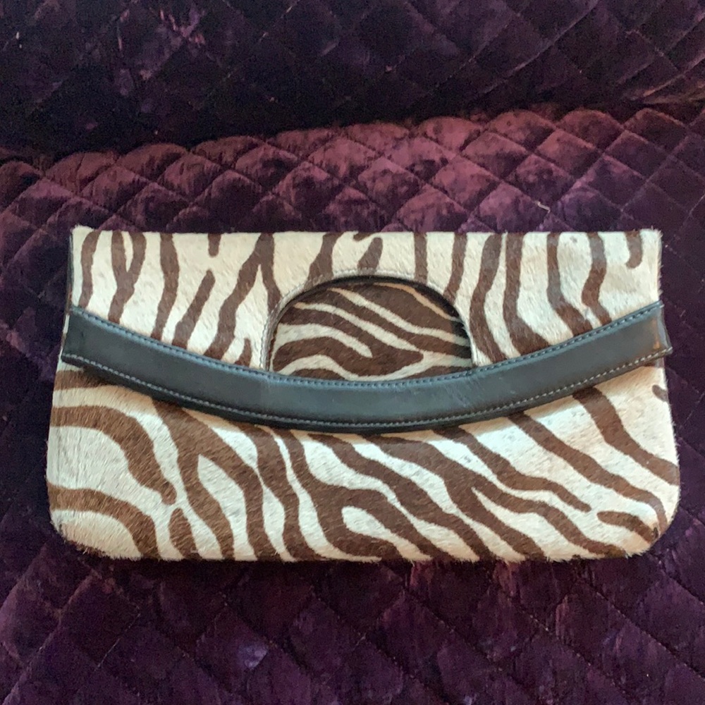 Zebra clutch or handle purse.